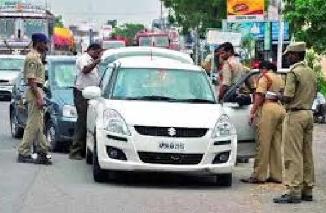 ಬೆಂಗಳೂರಿನಲ್ಲಿ ದೋಷಪೂರಿತ ನಂಬರ್‌ ಪ್ಲೇಟ್‌ ಇದ್ದ 9,684 ವಾಹನಗಳ ವಿರುದ್ಧ ಕೇಸ್‌ ದಾಖಲು! - News Karnataka