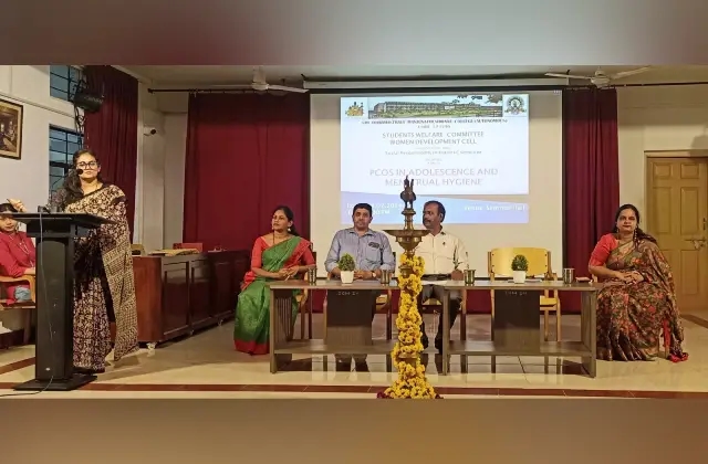 ಮುಟ್ಟು ಸಹಜ ಪ್ರಕ್ರಿಯೆ, ಅದರಲ್ಲಿ ಮುಚ್ಚಿಡುವುದು ಏನೂ ಇಲ್ಲ: ಪ್ರಿಯಾಂಕಾ ಜಯದೇವ್ - News Karnataka