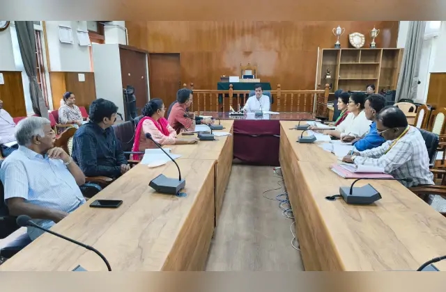 ಸ್ಕ್ಯಾನಿಂಗ್ ಸೆಂಟರ್, ಮೆಡಿಕಲ್ ಸ್ಟೋರ್ ಗಳ ಮೇಲೆ ತೀವ್ರ ನಿಗಾ - News Karnataka