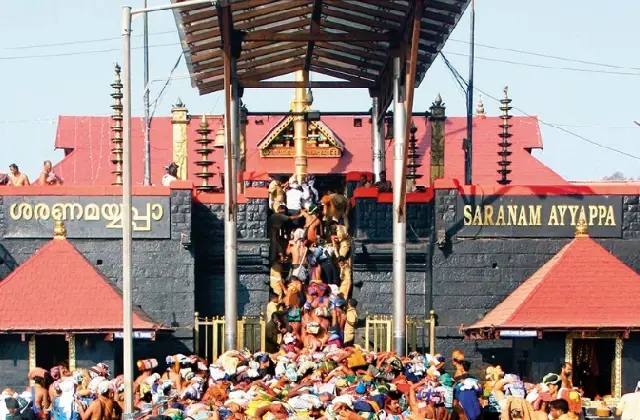 ಶಬರಿಮಲೆ ಯಾತ್ರಾರ್ಥಿಗಳಿಗೆ ವಿಮಾನಗಳ ಕ್ಯಾಬಿನ್ ಬ್ಯಾಗ್‌ನಲ್ಲಿ `ಇರುಮುಡಿ’ ಸಾಗಿಸಲು ಅನುಮತಿ - News Karnataka