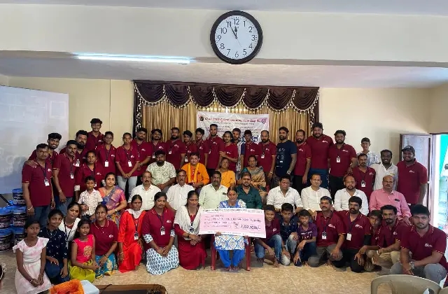 ದುಗ್ಗಿಪದವು: ವೇಷ ಧರಿಸಿ ಸಂಗ್ರಹಿಸಿದ ಮೊತ್ತವನ್ನು ಬಾಲಕನ ಚಿಕಿತ್ಸೆಗೆ ವಿತರಣೆ - News Karnataka