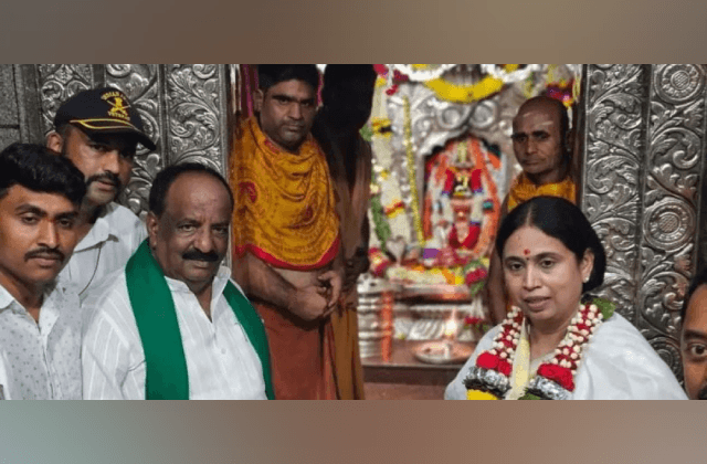 ಮಲಪ್ರಭಾ ರೇಣುಕಾಸಾಗರ ಇಂದಿರಾಗಾಂಧಿ ಅಣೆಕಟ್ಟು ಭರ್ತಿ: ಶ್ರೀ ಯಲ್ಲಮ್ಮ ದೇವಿಗೆ ಪೂಜೆ ಸಲ್ಲಿಕೆ - News Karnataka