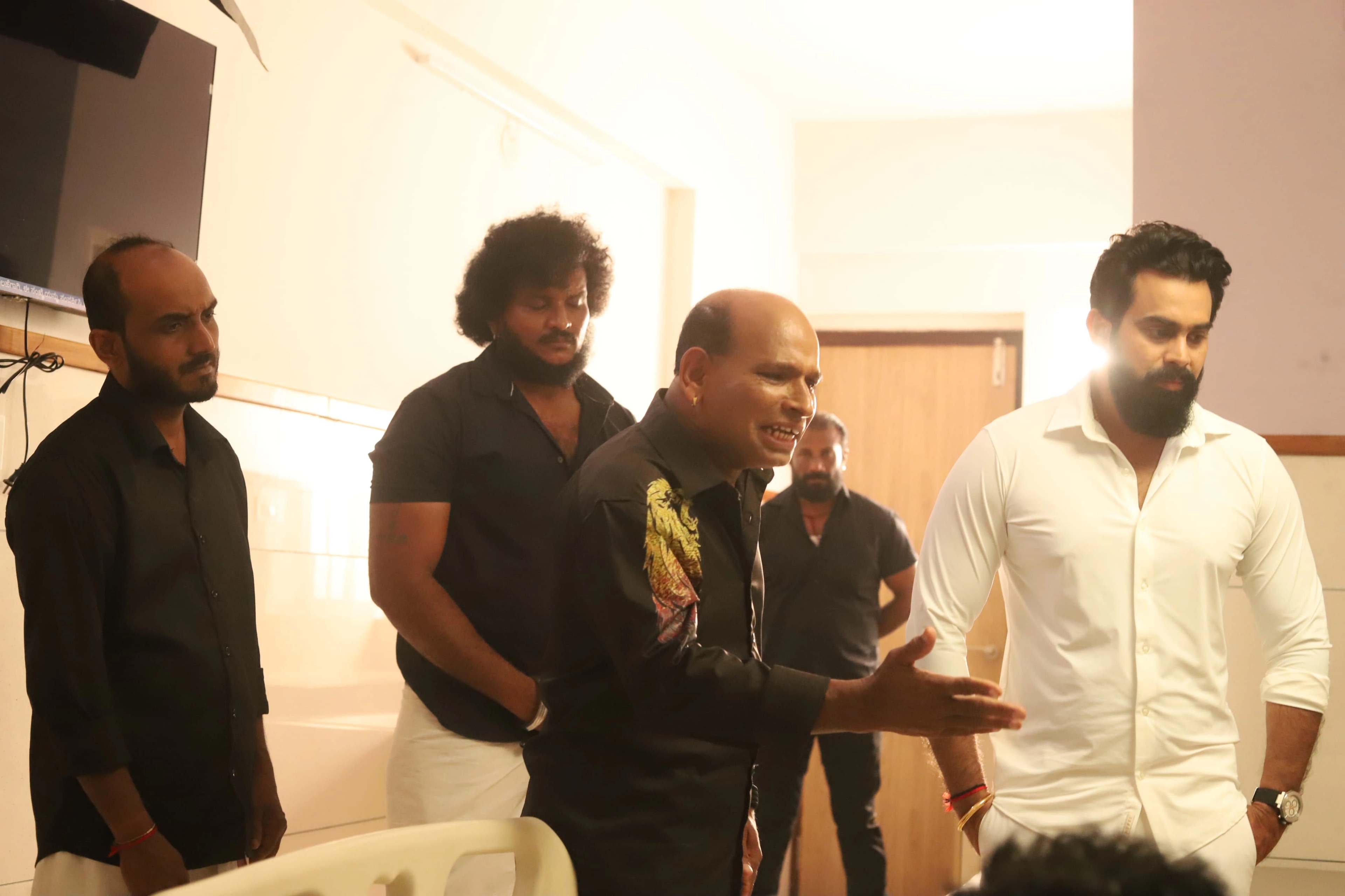 ʼ90 ಎಮ್ ಎಲ್" ತುಳು ಸಿನಿಮಾ ಚಿತ್ರೀಕರಣ ಮುಕ್ತಾಯ - News Karnataka