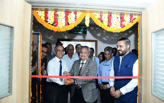 ಕೆಎಂಸಿ ಆಸ್ಪತ್ರೆ ಅತ್ತಾವರದಲ್ಲಿ ನವೀಕರಿಸಿದ ಕೀಲು ಮತ್ತು ಮೂಳೆ ಚಿಕಿತ್ಸಾ  ಹೊರ ರೋಗಿ ವಿಭಾಗದ ಉದ್ಘಾಟನೆ - News Karnataka