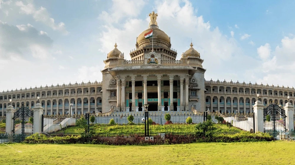 ಸಾರ್ವಜನಿಕರಿಗೆ ವಿಧಾನಸೌಧ ವೀಕ್ಷಣೆಗೆ ಇಂದಿನಿಂದ ಅವಕಾಶ! - News Karnataka