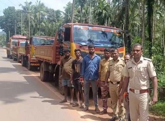ಅಕ್ರಮ ಕೆಂಪು ಕಲ್ಲು ಸಾಗಾಟ ಪ್ರಕರಣ; ನಾಲ್ಕು ಲಾರಿಗಳು ವಶಕ್ಕೆ! - News Karnataka