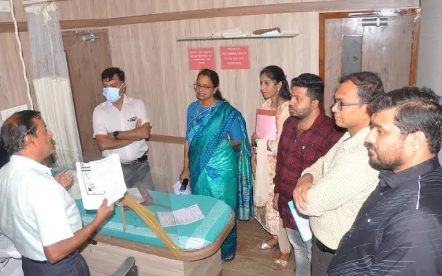 ವೈದ್ಯರು ಸರ್ಕಾರದ ನಿಯಮಗಳನ್ನು ಕಡ್ಡಾಯವಾಗಿ ಪಾಲಿಸಬೇಕು: ಡಾ. ಸಂತೋಷ್ ನೇತಾ - News Karnataka