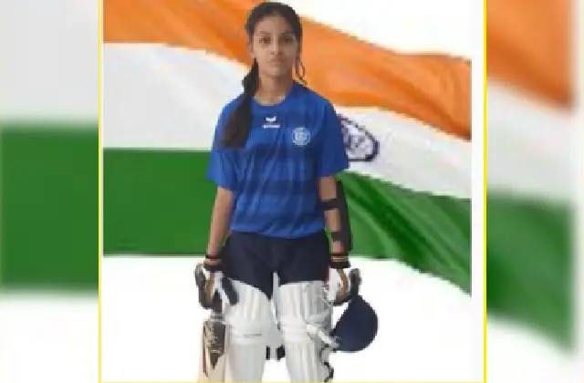 14ನೇ ವಯಸ್ಸಲ್ಲೇ UAE ಅಂತಾರಾಷ್ಟ್ರೀಯ ಕ್ರಿಕೆಟ್ ತಂಡದಲ್ಲಿ ಸ್ಥಾನ ಗಿಟ್ಟಿಸಿಕೊಂಡ ಅಮಿಷ ಆನಂದ್! - News Karnataka