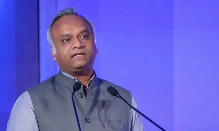 ʼಆರೆಸ್ಸೆಸ್‌ನವರು ನಮ್ಮ ಸಂವಿಧಾನಕ್ಕಿಂತ ದೊಡ್ಡವರಲ್ಲʼ - News Karnataka