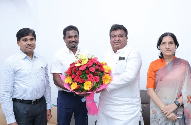 ಚಾಮರಾಜನಗರ ಜಿಲ್ಲೆಯಲ್ಲಿ ಮುತ್ತಯ್ಯ ಮುರಳೀಧರನ್ 1,400 ಕೋಟಿ ಹೂಡಿಕೆ - News Karnataka