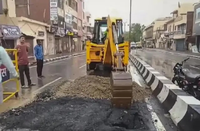 ಅಯೋಧ್ಯೆಯ ರಾಮ ಪಥ ಕಾಮಗಾರಿ ನಿರ್ಲಕ್ಷ್ಯ: 6 ಅಧಿಕಾರಿಗಳು ಅಮಾನತು - News Karnataka
