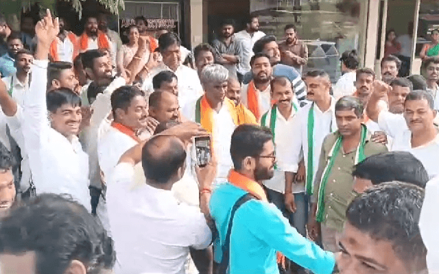 ಕೋಟ ಶ್ರೀನಿವಾಸ ಪೂಜಾರಿ ಭಾರೀ ಮುನ್ನಡೆ: ಬಿಜೆಪಿ ಕಚೇರಿಯಲ್ಲಿ ಸಂಭ್ರಮಾಚರಣೆ - News Karnataka