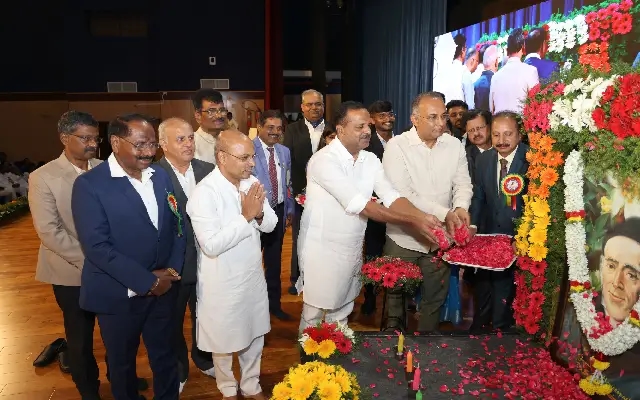 ನಕಲಿ ವೈದ್ಯರ ಹಾವಳಿಗೆ ಕಟ್ಟುನಿಟ್ಟಿನ ಕ್ರಮ : ಡಾ ಶರಣಪ್ರಕಾಶ್ ಪಾಟೀಲ್ - News Karnataka