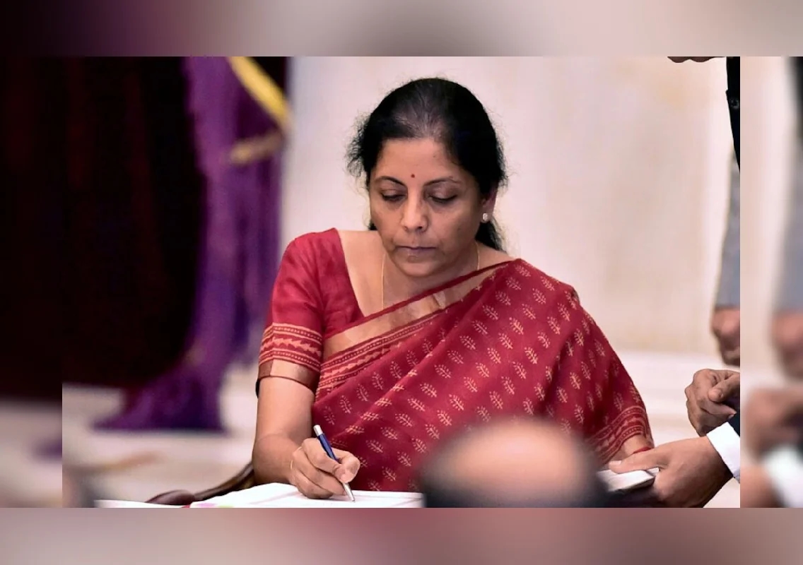 ಪದವಿ, ಪಿಜಿ ವಿದ್ಯಾರ್ಥಿಗಳಿಗೆ ಸಿಗಲಿದೆ ರೂ.1 ಲಕ್ಷವರೆಗೆ ವಿದ್ಯಾರ್ಥಿವೇತನ - News Karnataka