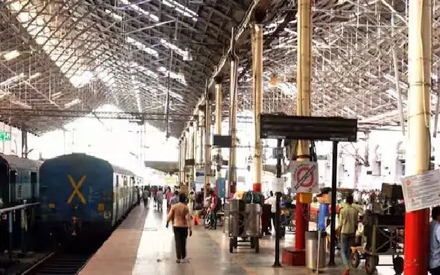 ರೈಲಿನಲ್ಲಿ ಎರಡು ತುಂಡುಗಳಲ್ಲಿ ಮಹಿಳೆ ಶವ ಪತ್ತೆ : ಕೈ, ಕಾಲುಗಳು ಮಿಸ್! - News Karnataka