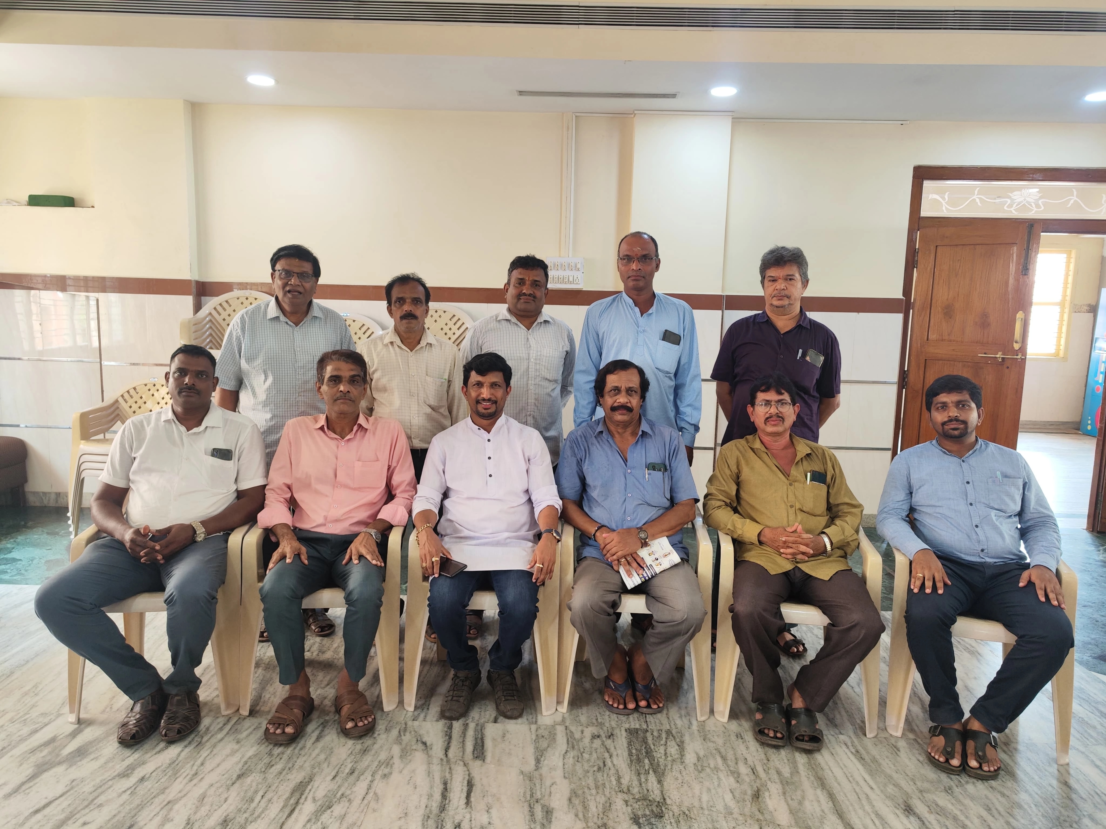 ಯಕ್ಷಧ್ರುವ ಪಟ್ಲ ಫೌಂಡೇಶನ್ ಟ್ರಸ್ಟ್ : ಹವ್ಯಾಸಿ ಘಟಕಕ್ಕೆ ನೂತನ ಪದಾಧಿಕಾರಿಗಳ ಆಯ್ಕೆ - News Karnataka