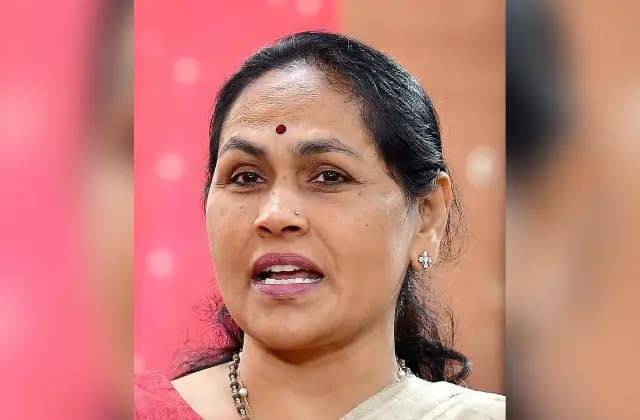 ಸಿದ್ದರಾಮಯ್ಯ ವಿಫಲರಾದಾಗ ಜಾತಿ ಅಸ್ತ್ರ ಬಳಕೆ: ಶೋಭಾ ಕರಂದ್ಲಾಜೆ