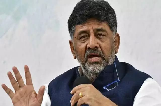 ‘ಅಕ್ಟೋಬರ್ 31ರೊಳಗೆ ಬೆಂಗಳೂರು ರಸ್ತೆಗಳ ಗುಂಡಿಗಳನ್ನು ಮುಚ್ಚಲು ಗಡುವು’