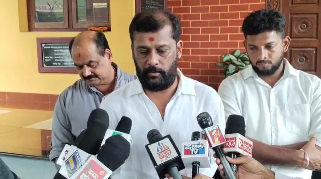 ಕುಂಜಾಲು ದನದ ರುಂಡ ಪತ್ತೆ ಪ್ರಕರಣದ ಹಿಂದೆ ಗೋ ಮಾಫಿಯಾ ದಂಧೆ ಇದೆ: ಶರಣ್ ಪಂಪ್ ವೆಲ್