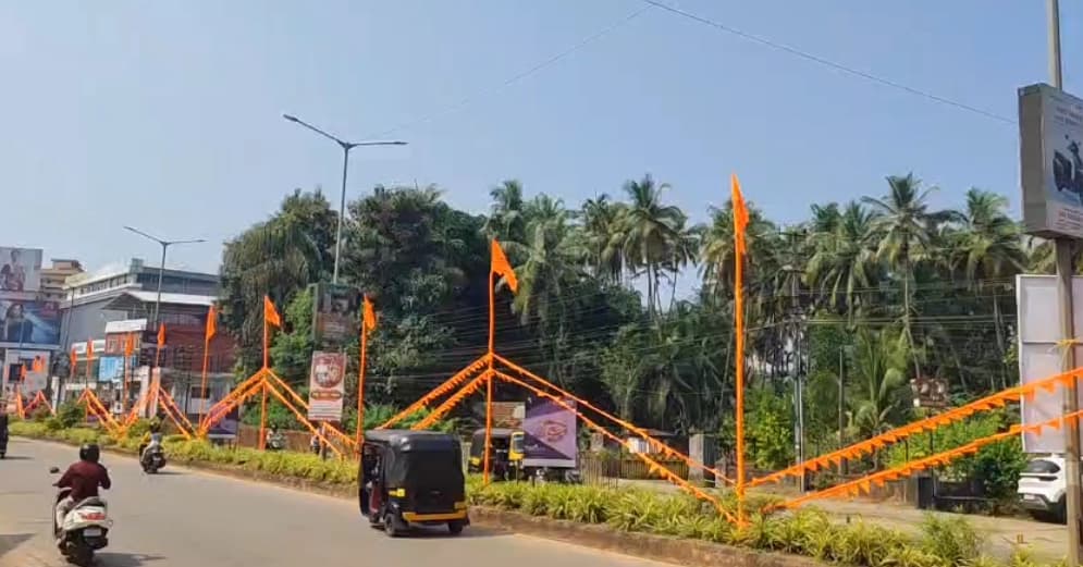ಸತ್ಯಮಂಗಲದಲ್ಲಿ ನೂರಾರು ಸಸಿ ನೆಡುವ ಮೂಲಕ ಪರಿಸರ ಜಾಗೃತಿ