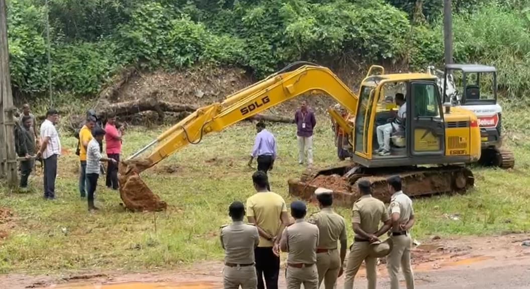 ಧರ್ಮಸ್ಥಳ ಬುರುಡೆ ರಹಸ್ಯ; ದೂರುದಾರನ ವಿರುದ್ಧವೇ ತಿರುಗಿದ ಜನಾಕ್ರೋಶ!
