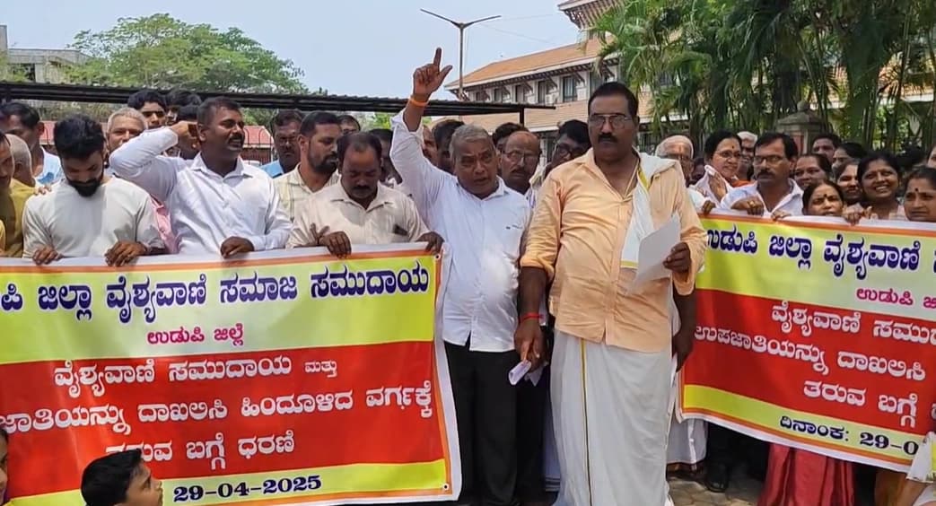 ಸ್ವಾಮಿಯ ಕೊಲೆ ಆರೋಪ ಹೊತ್ತುಕೊಳ್ಳಲು 30 ಲಕ್ಷ ರೂ ಕೊಟ್ಟ ದರ್ಶನ್!