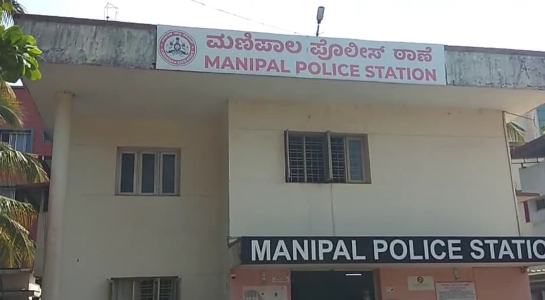 ಮಣಿಪಾಲ: ಅಕ್ರಮ ವೇಶ್ಯಾವಾಟಿಕೆ ನಡೆಸುತ್ತಿದ್ದ ಲಾಡ್ಜ್‌ ಗೆ ಪೊಲೀಸರ ದಾಳಿ; ಓರ್ವನ‌ ಬಂಧನ, ಮಹಿಳೆಯ ರಕ್ಷಣೆ