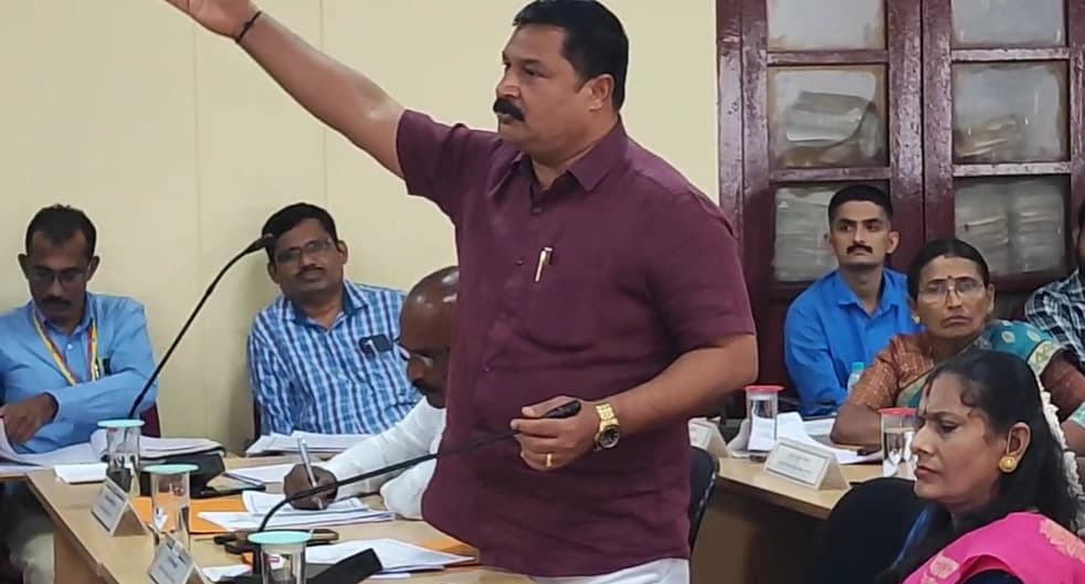 ಮಹಿಳೆ ಶವ ಹೂತಿಟ್ಟ ಪ್ರಕರಣಕ್ಕೆ ಕಾರಣ ಬಯಲು, ಮಹಿಳೆಯನ್ನು ಕೊಂದು ಮಣ್ಣು ಮಾಡಿದ ಪ್ರಿಯಕರ!