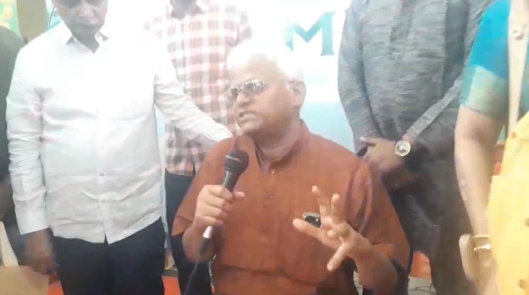ಕೃಷಿ ಮೇಳ ವೀಕ್ಷಿಸಿ ಮೆಚ್ಚುಗೆ ಸೂಚಿಸಿದ ಪದ್ಮಶ್ರೀ ಡಾ. ಖಾದರ್ ವಲ್ಲಿ