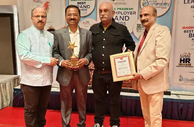 ಕರ್ನಾಟಕ ರಸ್ತೆ ಸಾರಿಗೆ ನಿಗಮಕ್ಕೆ ಮಧ್ಯ ಪ್ರದೇಶ ನಾಯಕತ್ವ ಪ್ರಶಸ್ತಿ