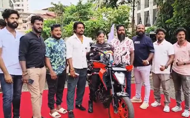ಬೈಕ್ ನಲ್ಲಿ ಮಂಗಳೂರಿನಿಂದ ಭೂತಾನ್ ಗೆ ಹೊರಟ ಅಮೃತಾ ಜೋಶಿ