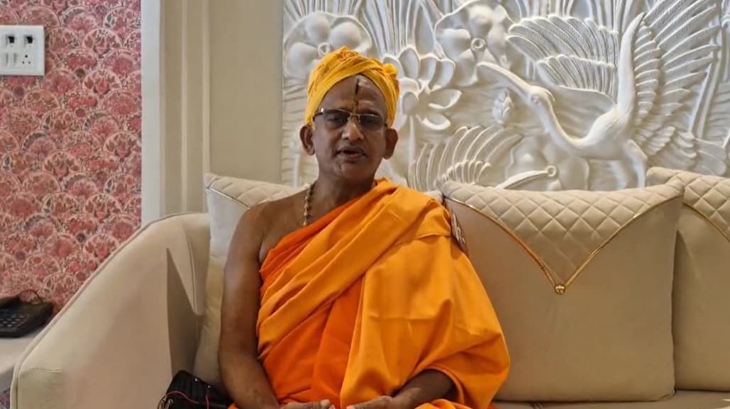 ಮಹಾಕುಂಭ ಮೇಳದ ಯಶಸ್ಸಿಗಾಗಿ ಮಠ -ಮನೆ ಮಂದಿರಗಳಲ್ಲಿ ಪ್ರಾರ್ಥಿಸಿ; ಪೇಜಾವರ ಶ್ರೀ ಕರೆ