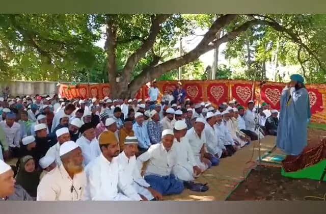 ಸಡಗರ ಸಂಭ್ರಮದಿಂದ ಬಕ್ರೀದ್ ಆಚರಿಸಿದ ಮುಸ್ಲಿಂ ಬಾಂಧವರು