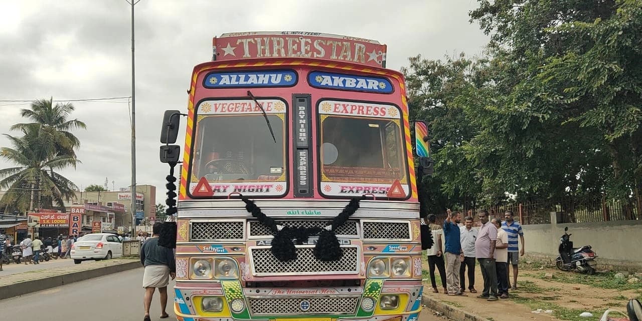ಸರಣಿ ಅಪಘಾತ ಮೂವರಿಗೆ ತೀವ್ರ ಗಾಯ – ಆಸ್ಪತ್ರೆಗೆ ದಾಖಲು