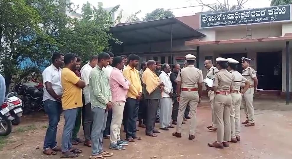 ಬ್ರಹ್ಮರಕೊಟ್ಲೂ: ಟ್ರಕ್ ಡ್ರೈವರ್ ಮೇಲೆ ಟೋಲ್ ಸಿಬ್ಬಂದಿಯಿಂದ ಹಲ್ಲೆ