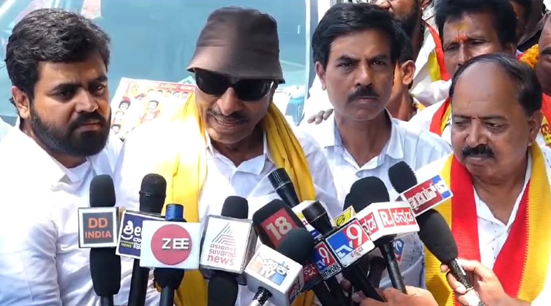 ರಾಜಕೀಯದಿಂದ ಹಿಂದೆ ಸರಿಯಲು ನಿರ್ಧರಿಸಿದ ವಿ.ಕೆ.ಪಾಂಡಿಯನ್