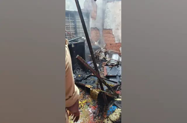 ಪುತ್ತೂರು: ಮನೆಯೊಂದರಲ್ಲಿ ರೆಫ್ರಿಜರೇಟರ್ ಸ್ಪೋಟ: ಅಗ್ನಿ ಅವಘಡ