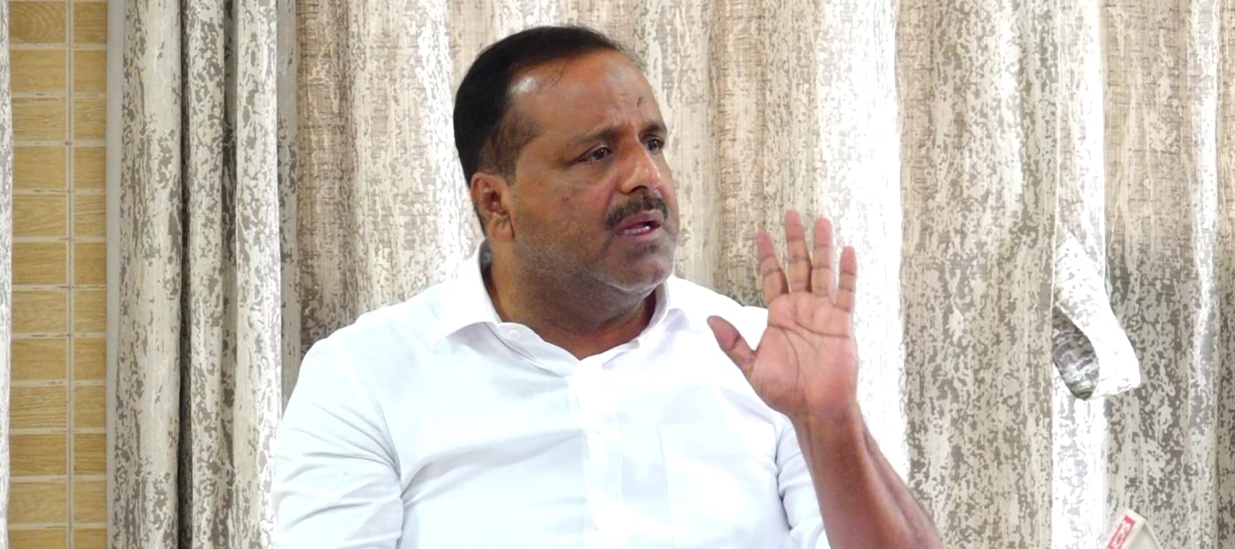 ʼಆನೆ ಹೋಗುವಾಗ ನಾಯಿಗಳು ಬೊಗಳ್ತವೆ ಅಂತ ಗಮನ ಹರಿಸೋಕೆ ಆಗುತ್ತಾ?’