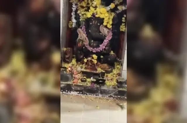 ಗಣಪತಿ ವಿಗ್ರಹಕ್ಕೆ ಚಪ್ಪಲಿ ಹಾರ ಹಾಕಿ ನೀಚತನ ಮೆರೆದ ಕಿಡಿಗೇಡಿಗಳು