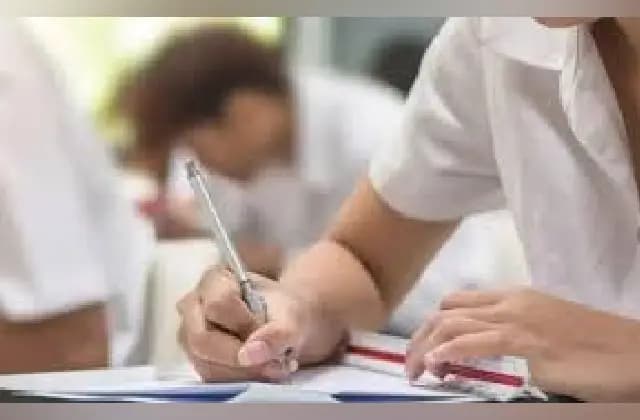 ನಾಳೆ ಎಸ್ಎಸ್ಎಲ್‌ಸಿ ಪರೀಕ್ಷೆ-3 ಆರಂಭ: 97,933 ವಿದ್ಯಾರ್ಥಿಗಳು ನೋಂದಾಣಿ
