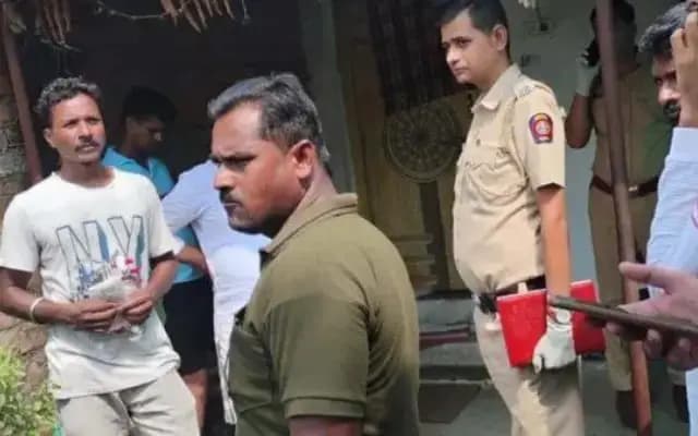 ನೇಣು ಬಿಗಿದ ಸ್ಥಿತಿಯಲ್ಲಿ ಒಂದೇ ಕುಟುಂಬದ ನಾಲ್ವರ ಶವ ಪತ್ತೆ