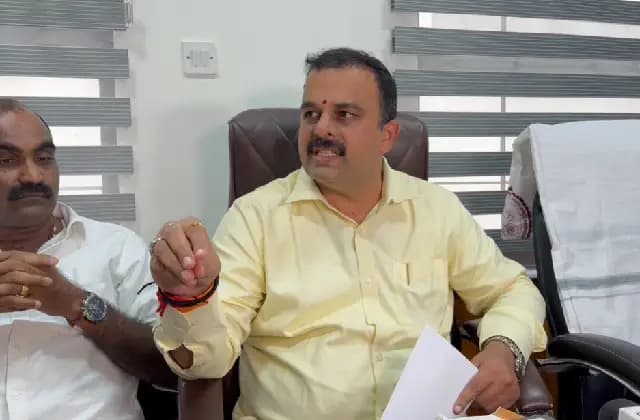 ಯಾವುದೇ ಪ್ರಗತಿಯೇ ಇಲ್ಲದೆ ಪ್ರಗತಿ ಪರಿಶೀಲನಾ ಸಭೆ ಯಾಕೆ ?