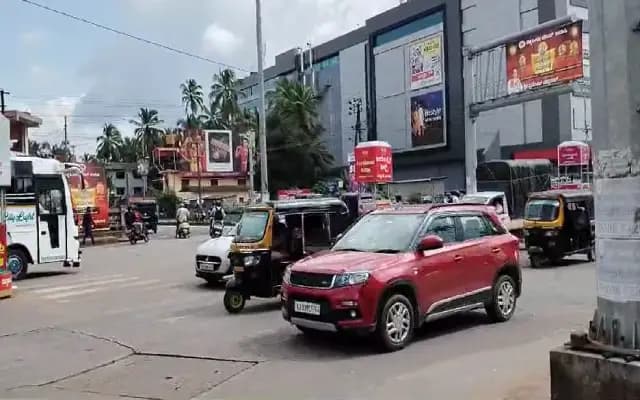 ನೆನೆಗುದಿಗೆ ಬಿದ್ದ ಉಡುಪಿ-ಮಣಿಪಾಲ ‘ಸ್ಮಾರ್ಟ್ ಟ್ರಾಫಿಕ್ ಸಿಗ್ನಲ್ ‘ ಯೋಜ‌ನೆ!