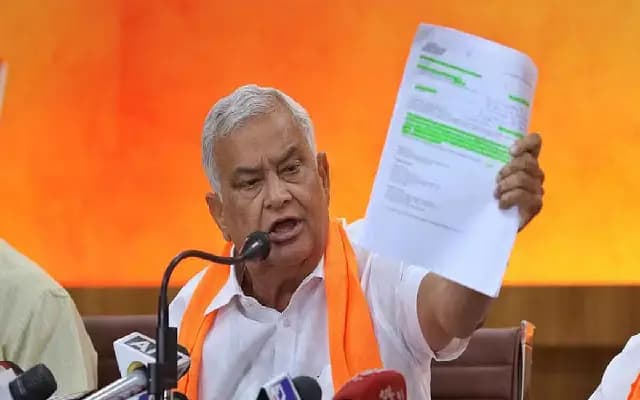 ಸಚಿವೆ ಸ್ಥಾನಕ್ಕೆ ಬಿಜೆಪಿ ನಾಯಕ  ಕಿರೋಡಿ ಲಾಲ್‌ ಮೀನಾ ರಾಜೀನಾಮೆ