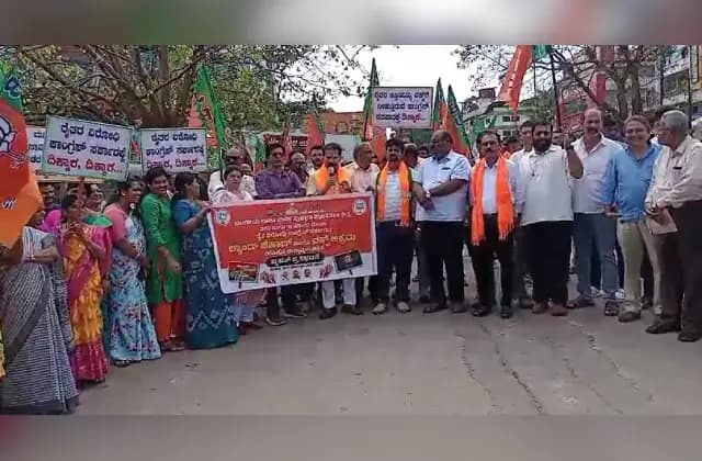 ಪುತ್ತೂರು: ಲ್ಯಾಂಡ್ ಜಿಹಾದ್ ಹಾಗೂ ವಕ್ಫ್ ಅಕ್ರಮ ವಿರೋಧಿಸಿ ಬಿಜೆಪಿ ಪ್ರತಿಭಟನೆ