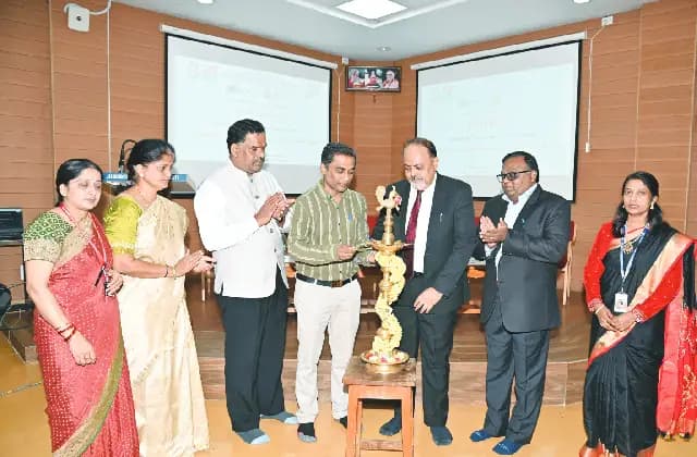 ಸೈಬರ್ ಕ್ರೈಂಗೆ ವಿದ್ಯಾವಂತ ಜನರೇ ಹೆಚ್ಚು ಗುರಿ: ರಾಮ್‌ ಜವಾಹರ್