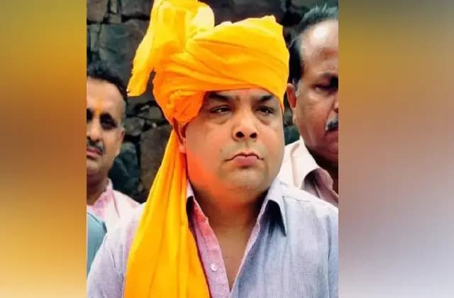 ಶಿವಸೇನಾ ಮುಖಂಡನ ಮೇಲೆ ನಾಲ್ವರಿಂದ ಮಾರಣಾಂತಿಕ ಹಲ್ಲೆ