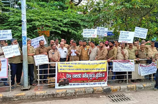 ಬ್ಯಾಟರಿ ರಿಕ್ಷಾಗಳಿಗೆ ಮತ್ತು ಇತರ ರಿಕ್ಷಾಗಳಿಗೆ ಒಂದೇ ರೀತಿಯ ಕಾನೂನು ಜಾರಿಗೊಳಿಸುವಂತೆ ಒತ್ತಾಯ