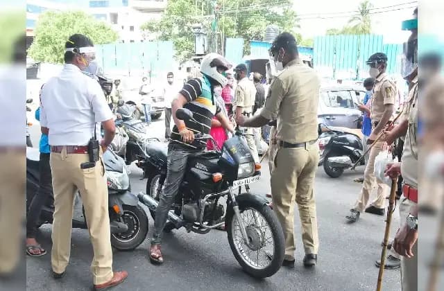 ಬೈಕ್‍ನಲ್ಲಿ 500 ಸ್ನೈಪರ್ ರೈಫಲ್ ಬುಲೆಟ್‍ಗಳು ಪತ್ತೆ: ಆರೋಪಿ ಪರಾರಿ