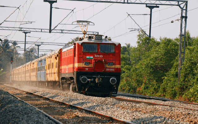 ಬೆಂಗಳೂರು – ಮೈಸೂರು ಮಾರ್ಗದ ಎಲ್ಲಾ ರೈಲುಗಳು ಸ್ಥಗಿತ